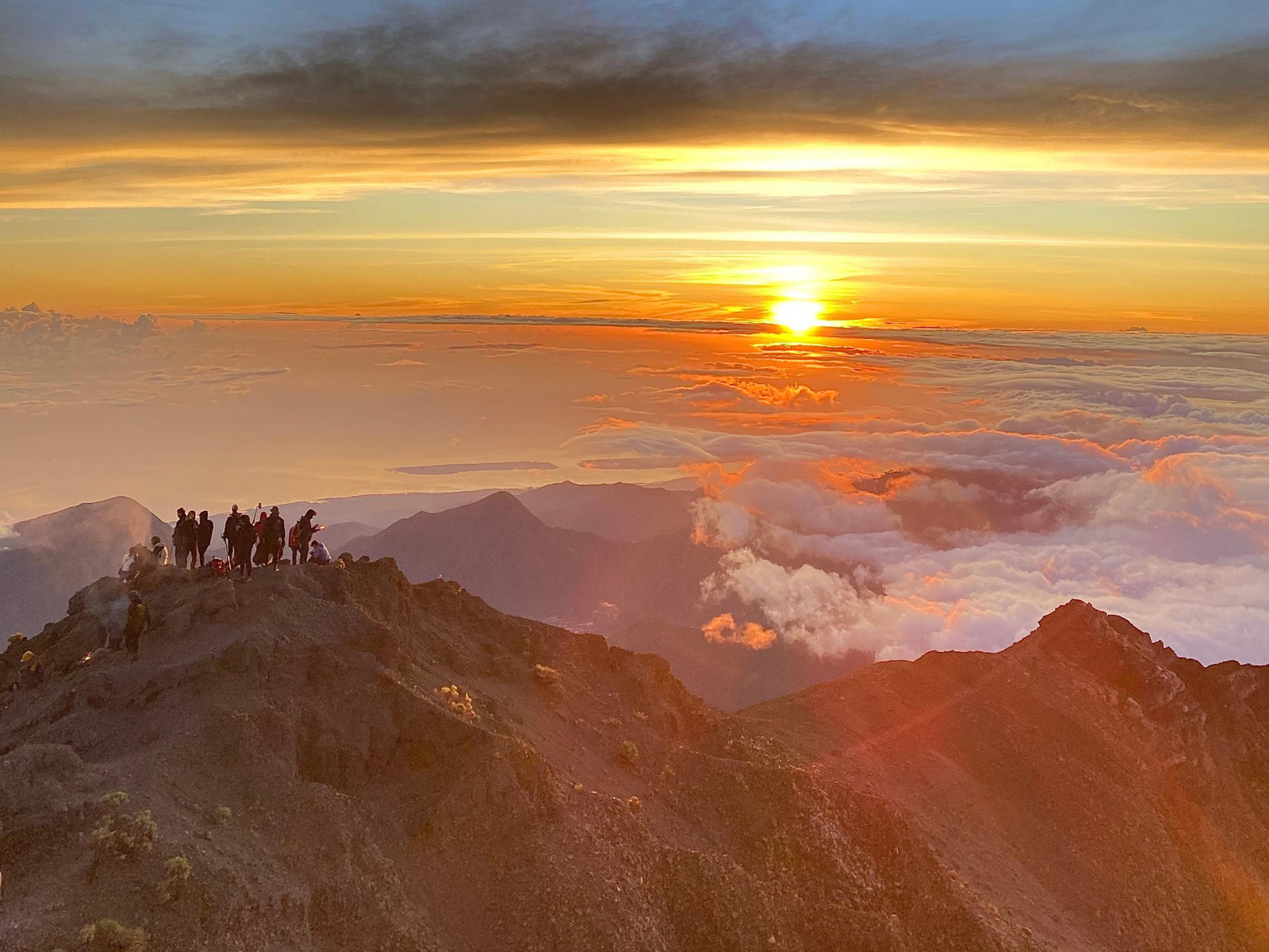 Rinjani summit sunrise
